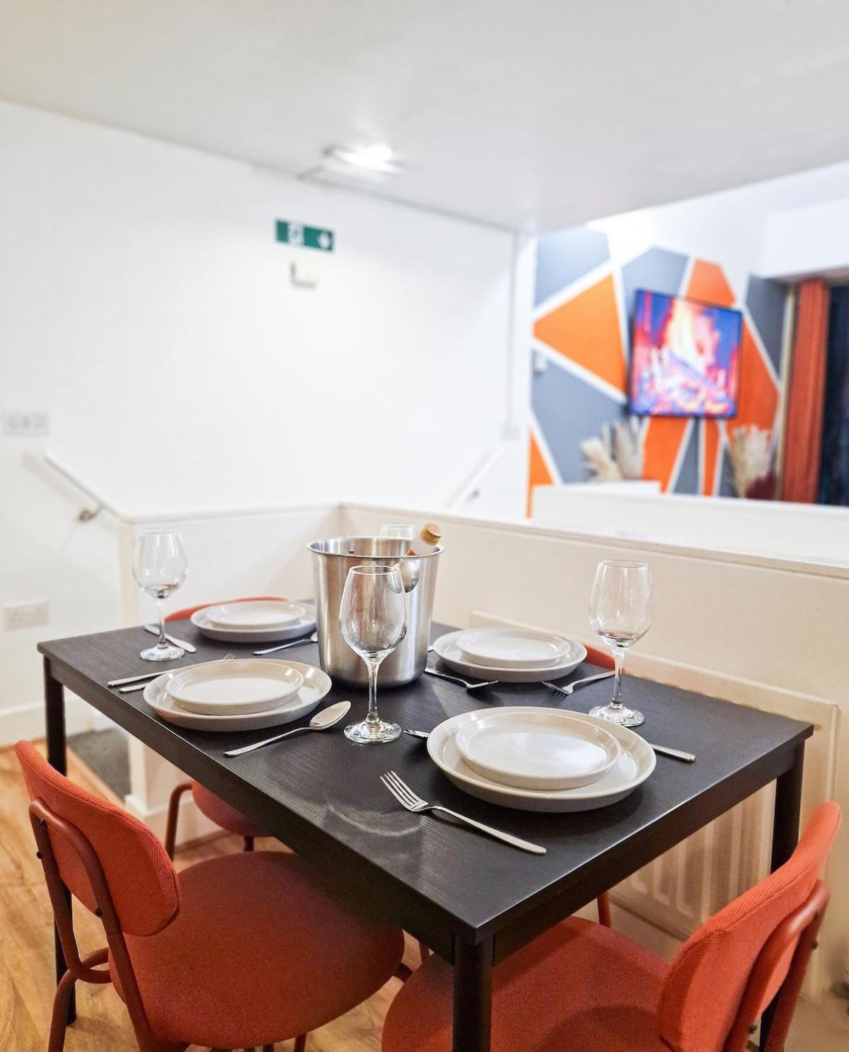 Luxury Waterfront Property With Free Parking Coventry Dış mekan fotoğraf