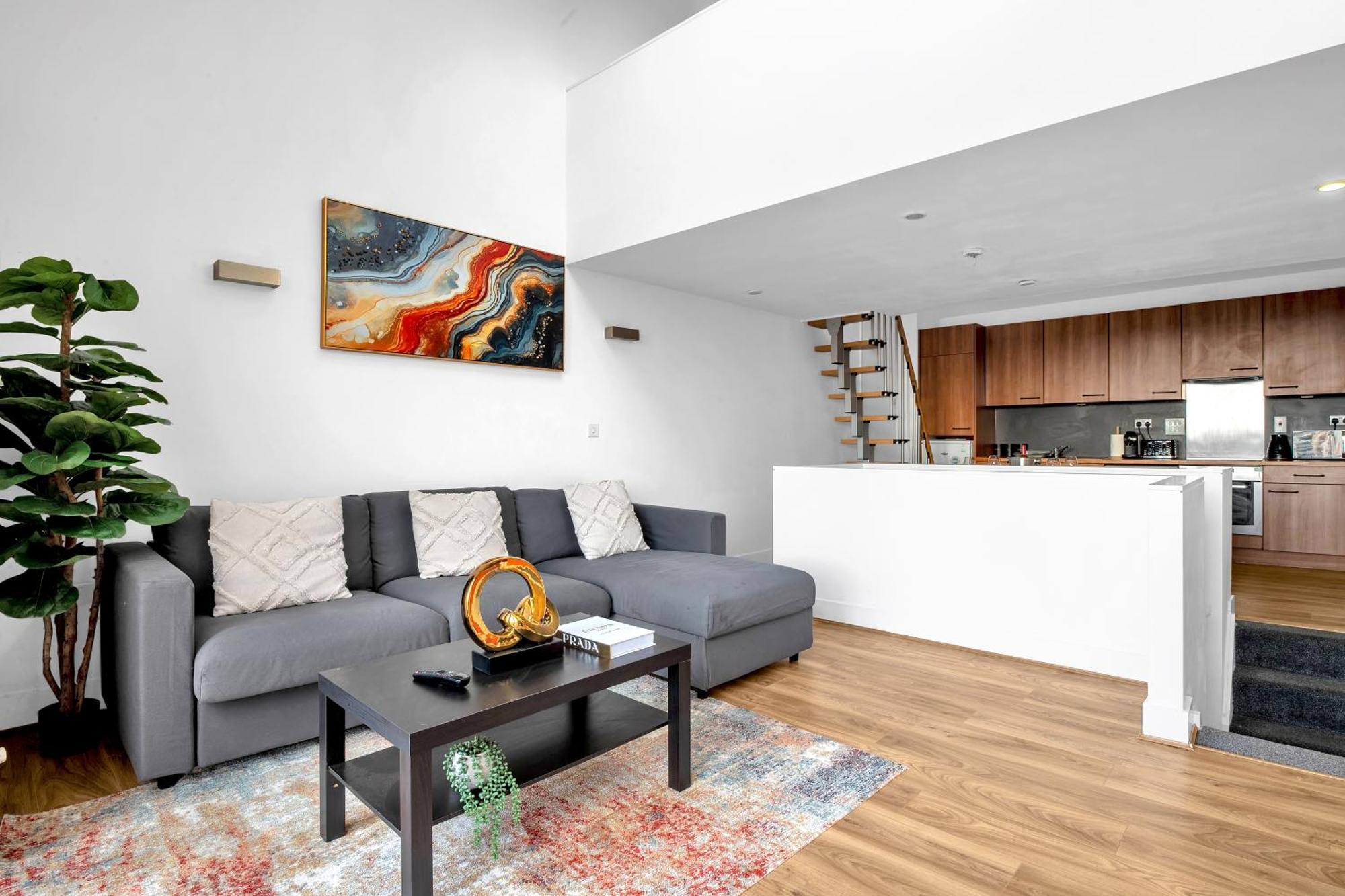 Luxury Waterfront Property With Free Parking Coventry Dış mekan fotoğraf
