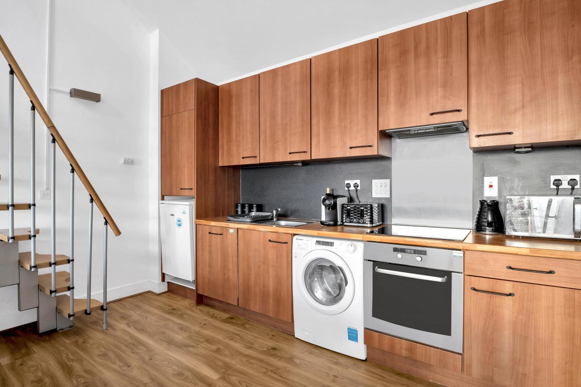Luxury Waterfront Property With Free Parking Coventry Dış mekan fotoğraf