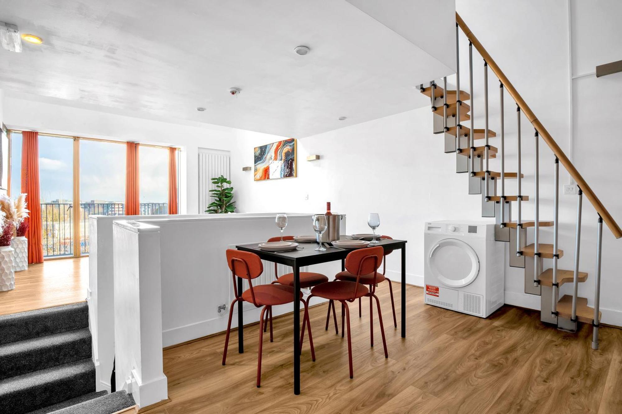 Luxury Waterfront Property With Free Parking Coventry Dış mekan fotoğraf