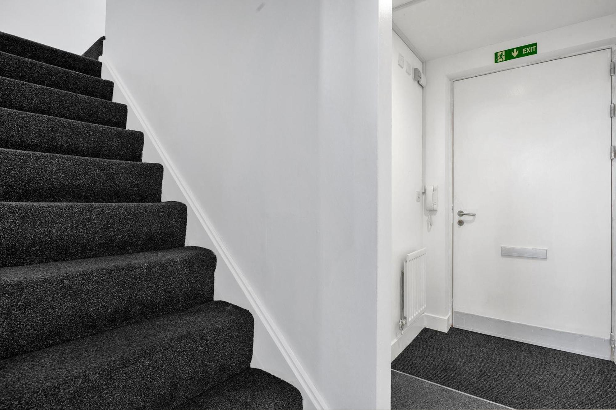 Luxury Waterfront Property With Free Parking Coventry Dış mekan fotoğraf